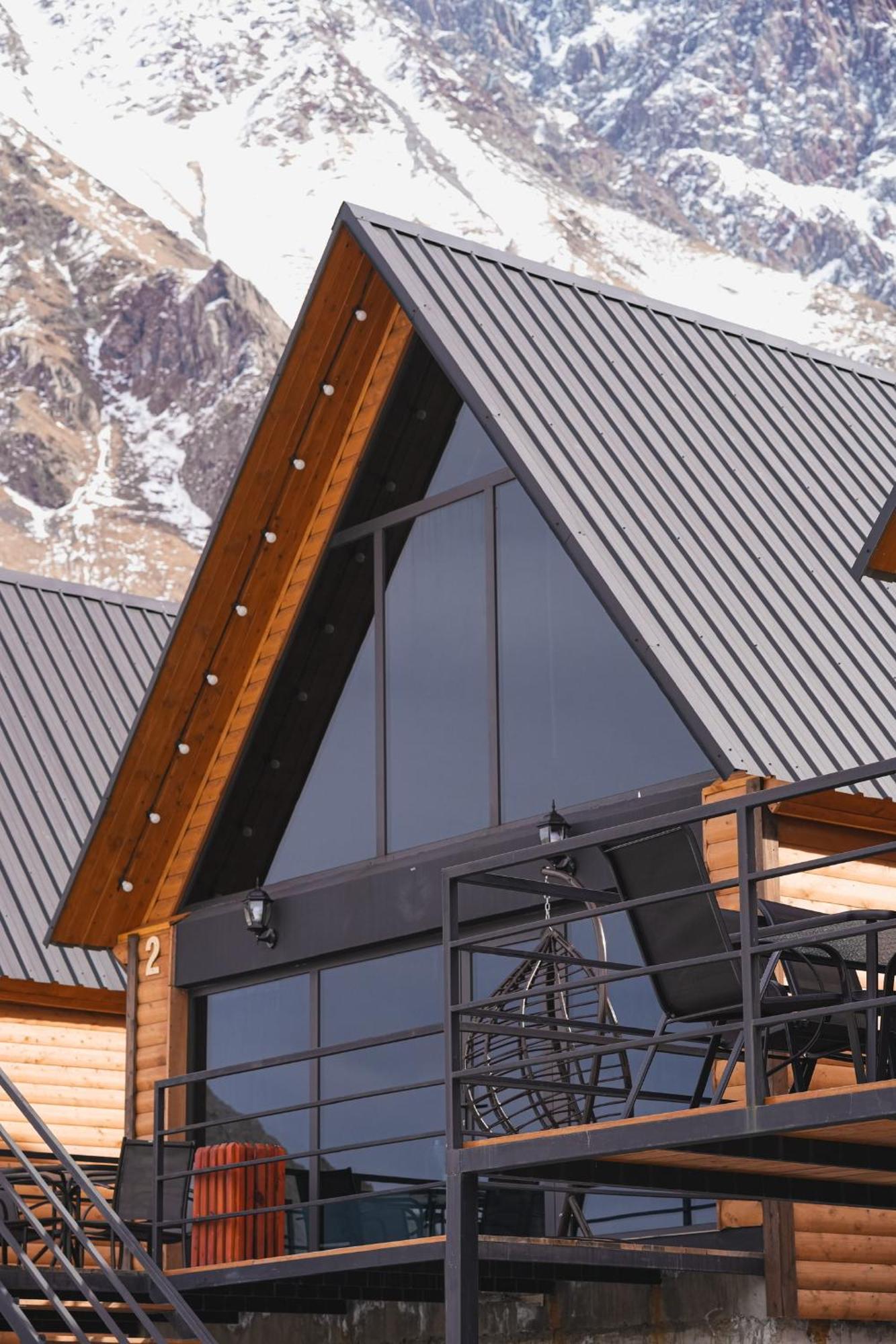 Kazbegi Story Villa Екстериор снимка