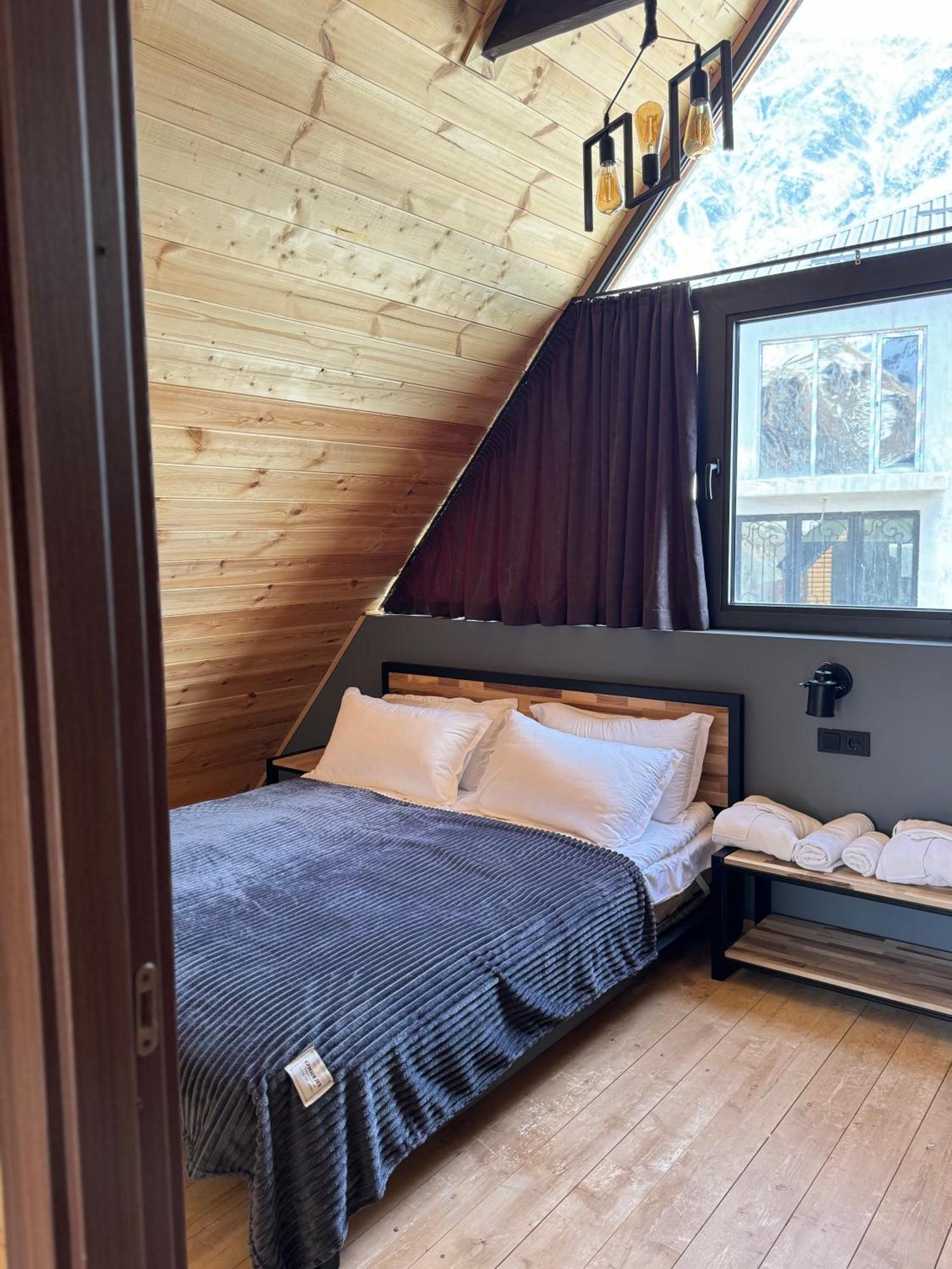 Kazbegi Story Villa Екстериор снимка