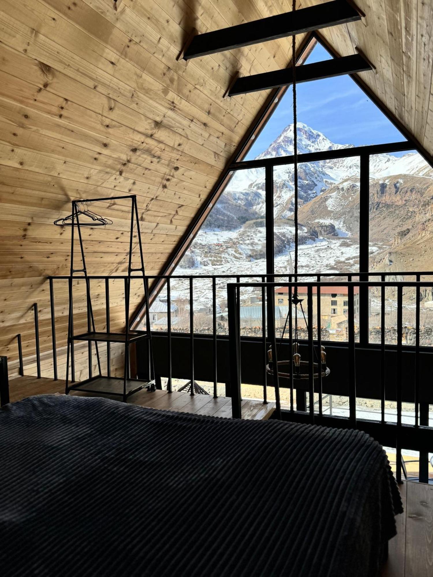Kazbegi Story Villa Екстериор снимка